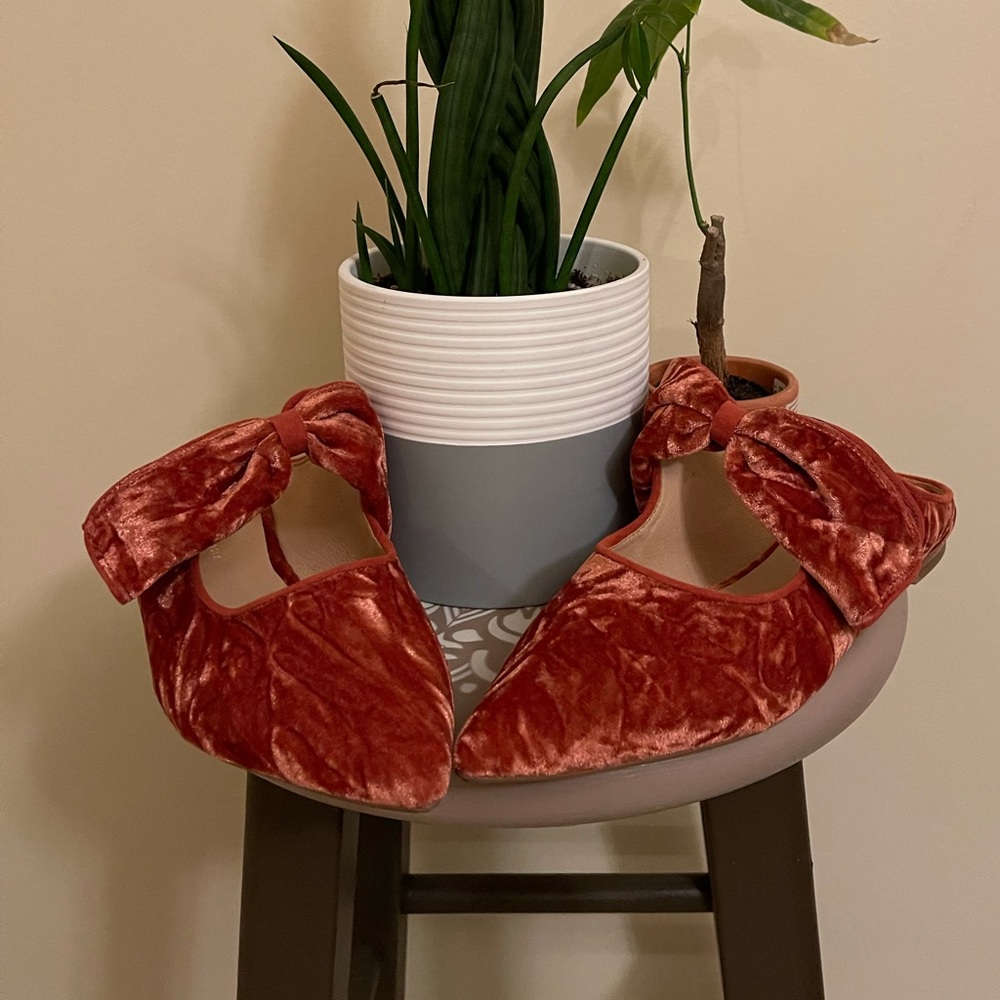 nwob anthropologie velvet bow flats